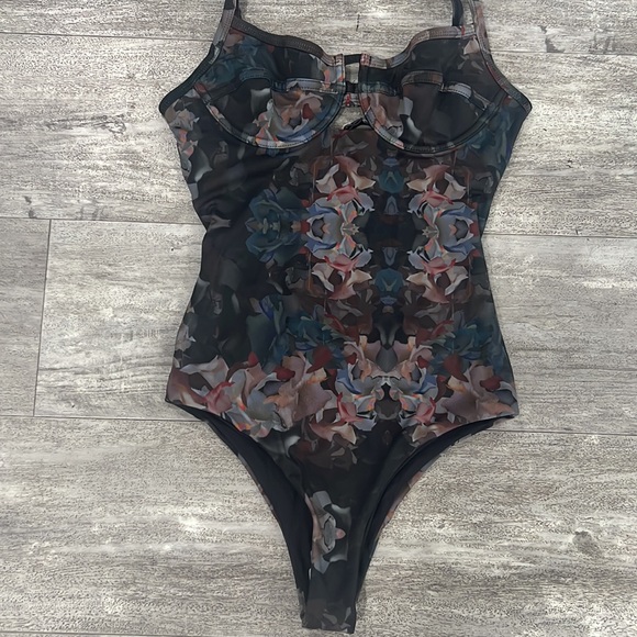 NWT Tavik One-Piece Swimsuit Bathing Suit - Picture 7 of 12